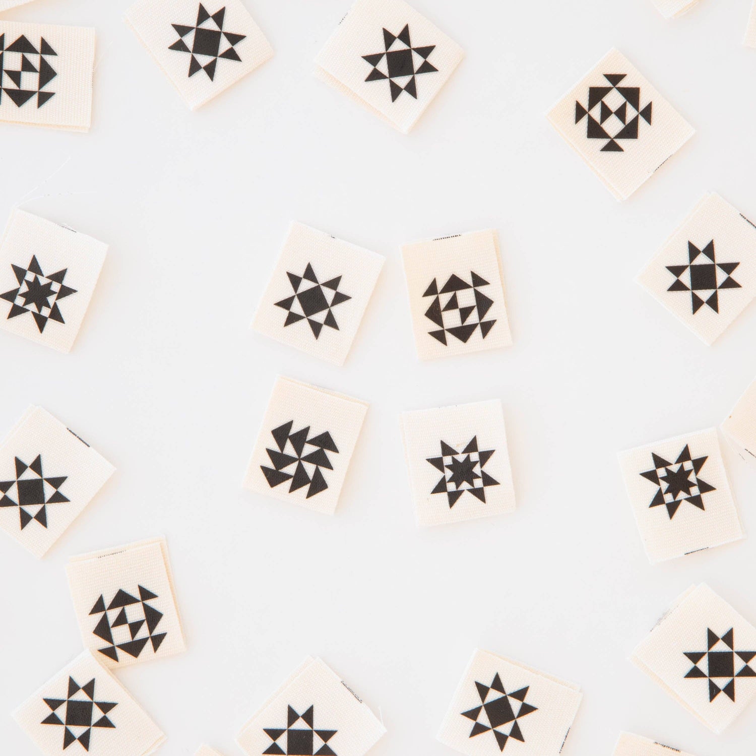 Black Quilt Block Multipack Woven Labels